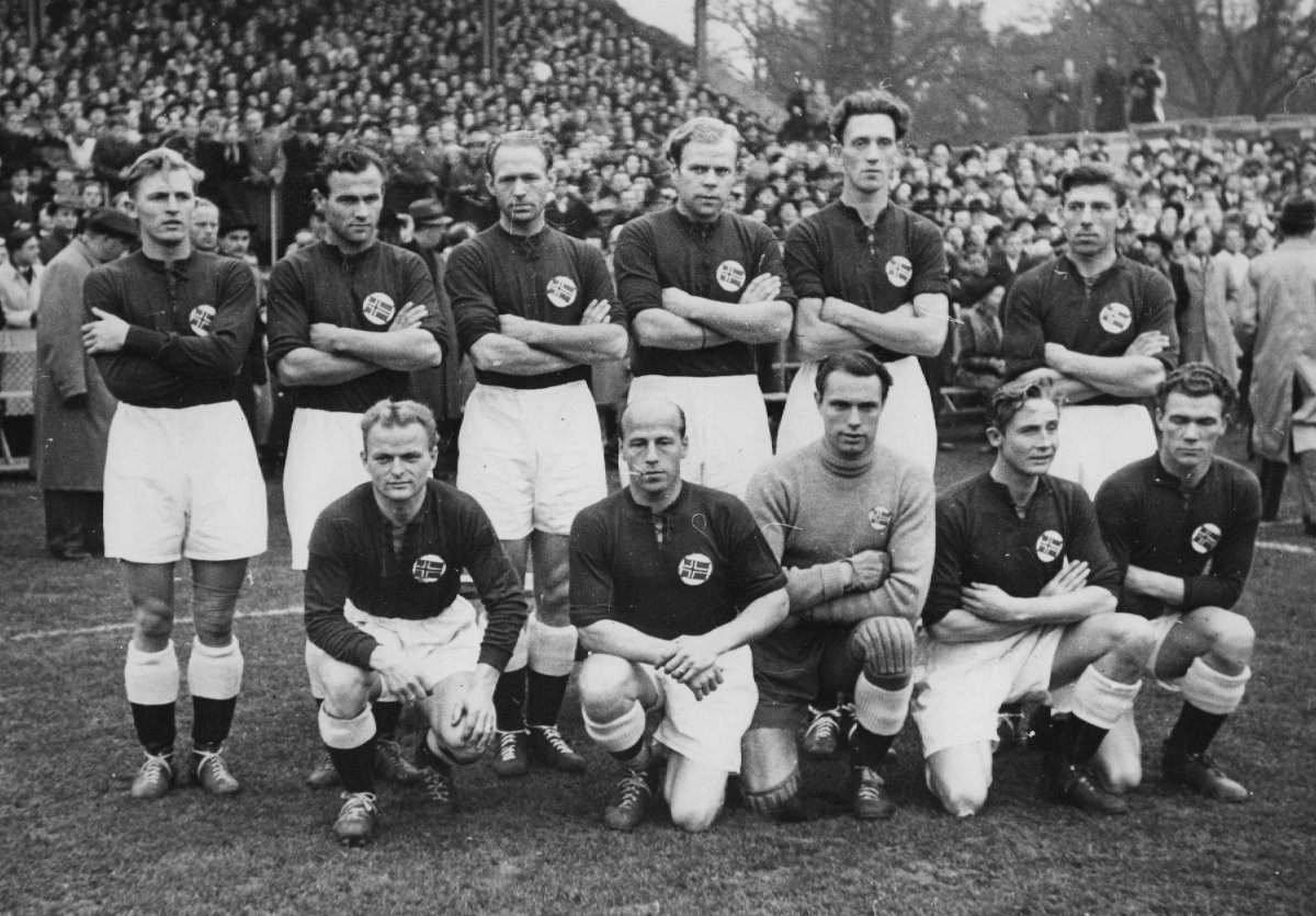 Landslaget fotball 1946-1952 ukjent år og motstander